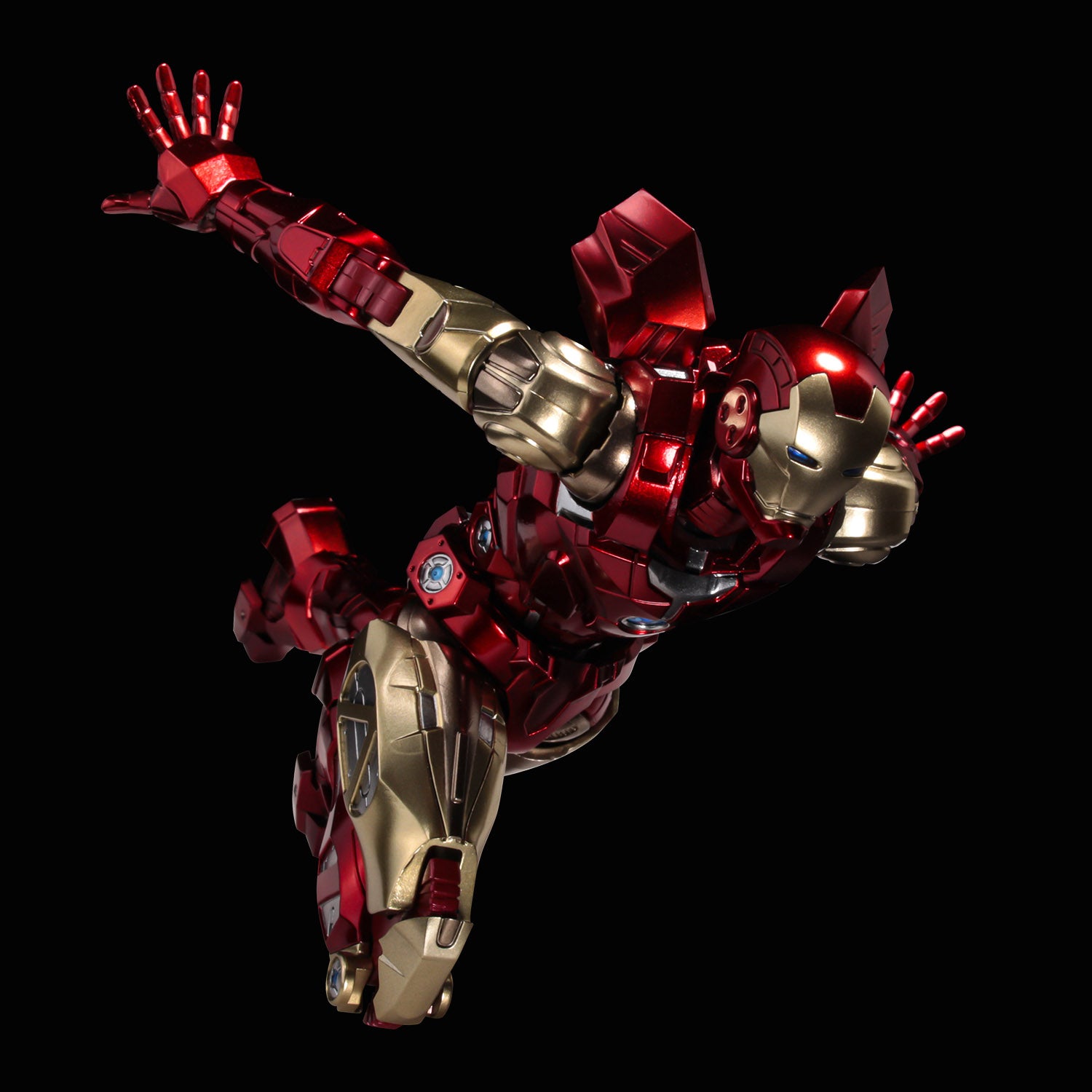 Sentinel's New Fighting Armor: Iconic 6 - Inch Marvel Iron Man Figure