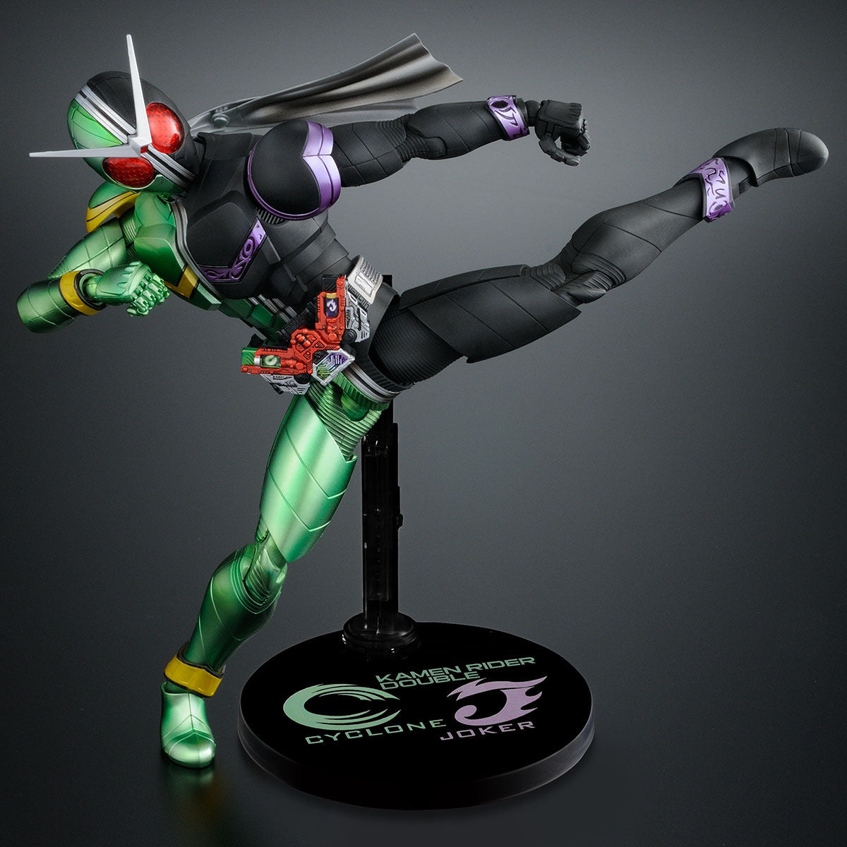 MG Figure Rise Artisan High - Quality Pre - painted 1/8 Scale Model Kit of Kamen Rider W Cyclone Joker