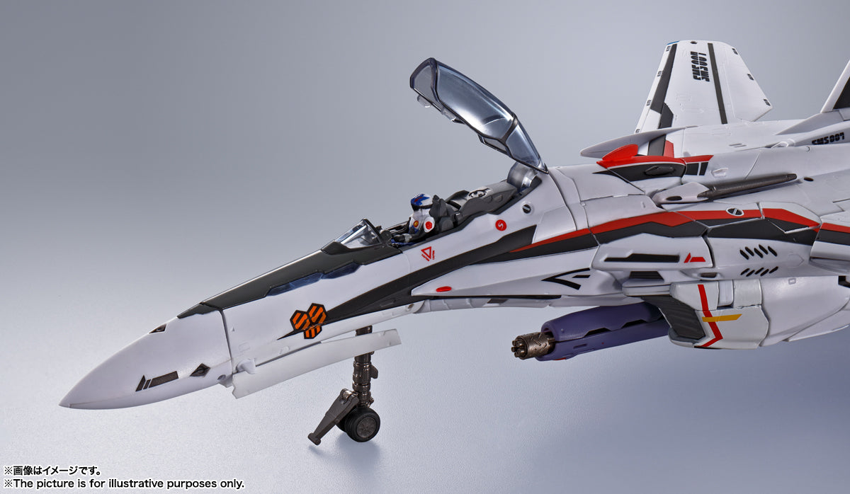 DX Chogokin VF-25F Super Messiah Valkyrie Revival Version - Saotome Alto's Fighter Model