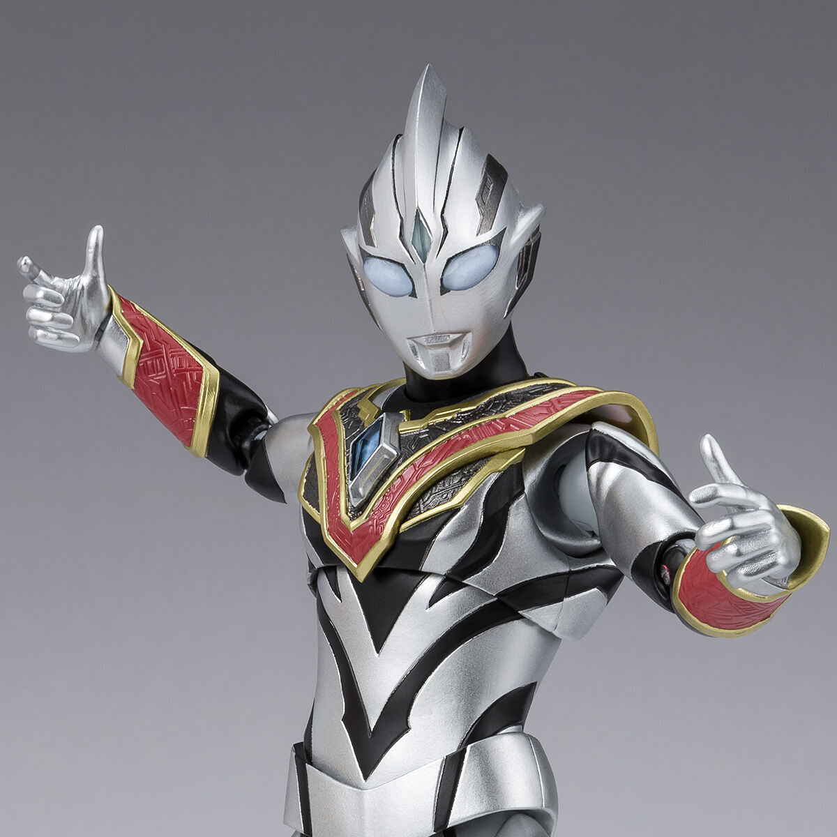 SH Figuarts Highly-Detailed Evil Trigger Action Figure