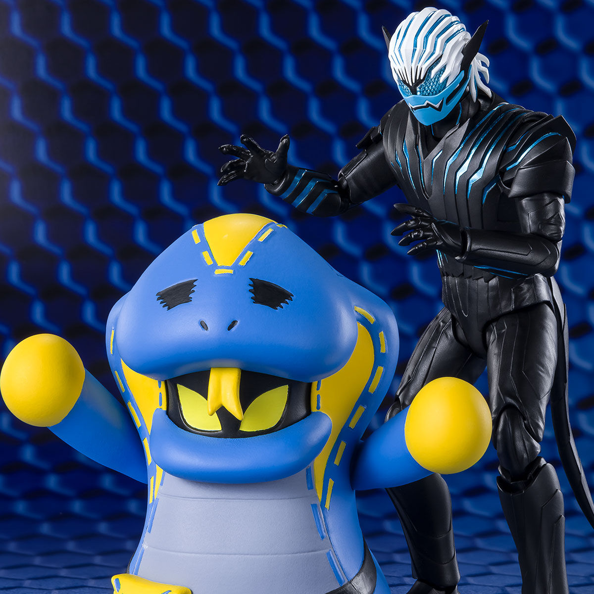 SH Figuarts Exclusive Set: Untransformed Vice, Lovekov & Option Parts