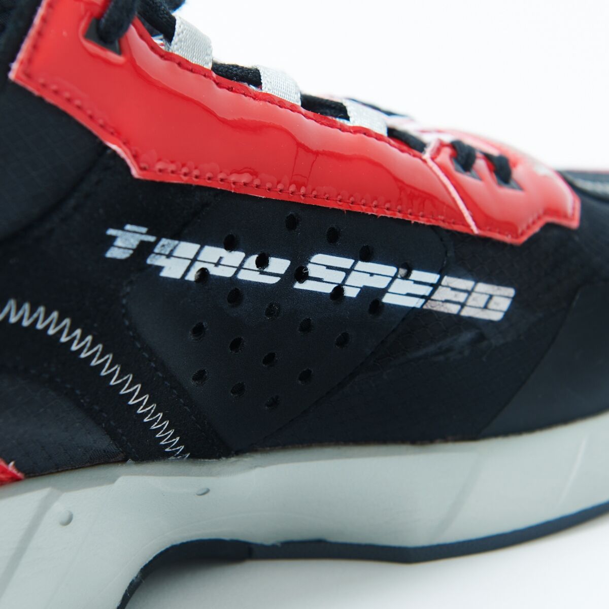 Kamen Rider Drive Themed Sneakers - Transformation Inspired by Kamen Rider Drive Type Speed