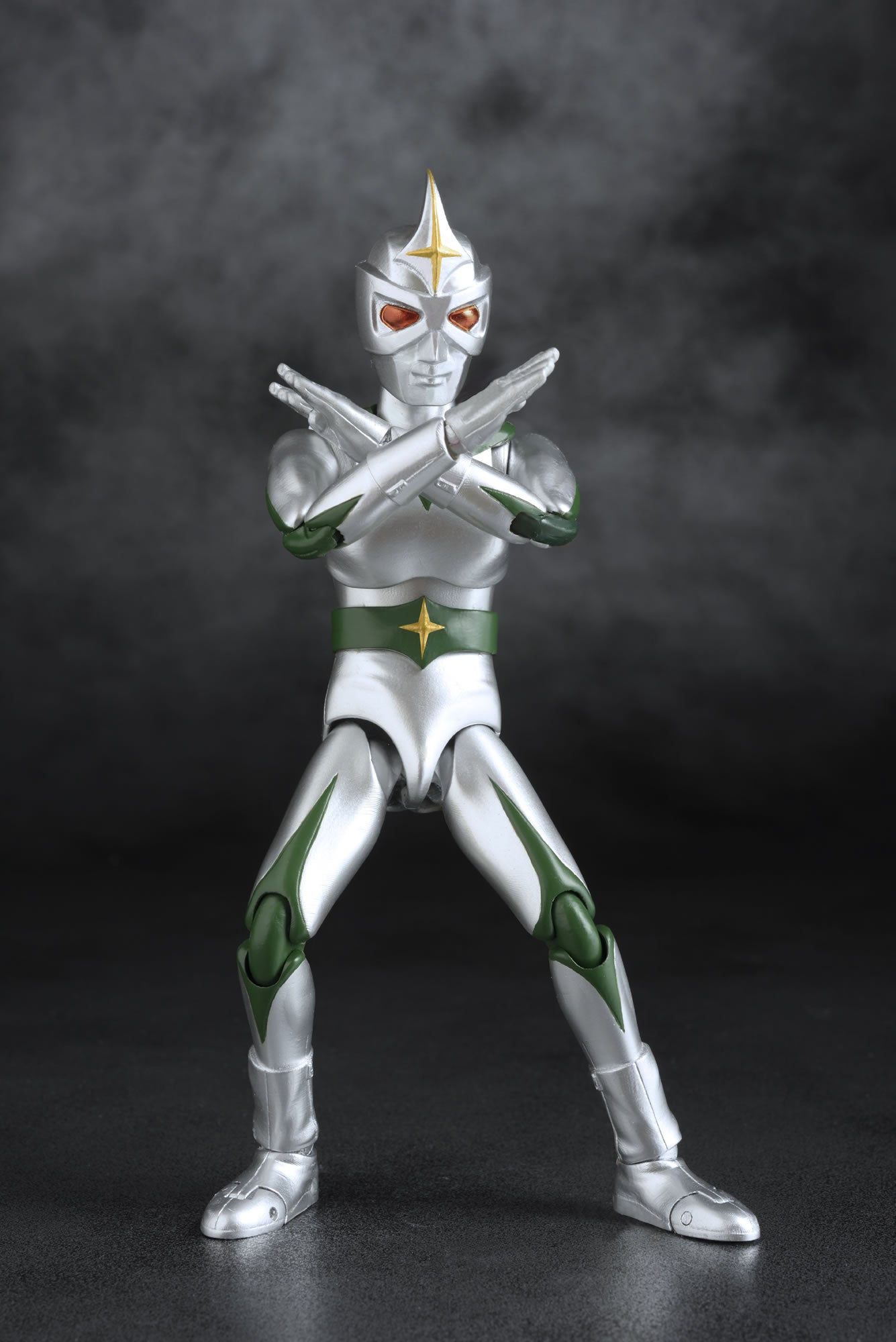 Exciting HAF Mirrorman - Evolution Toy from Tsuburaya's Past