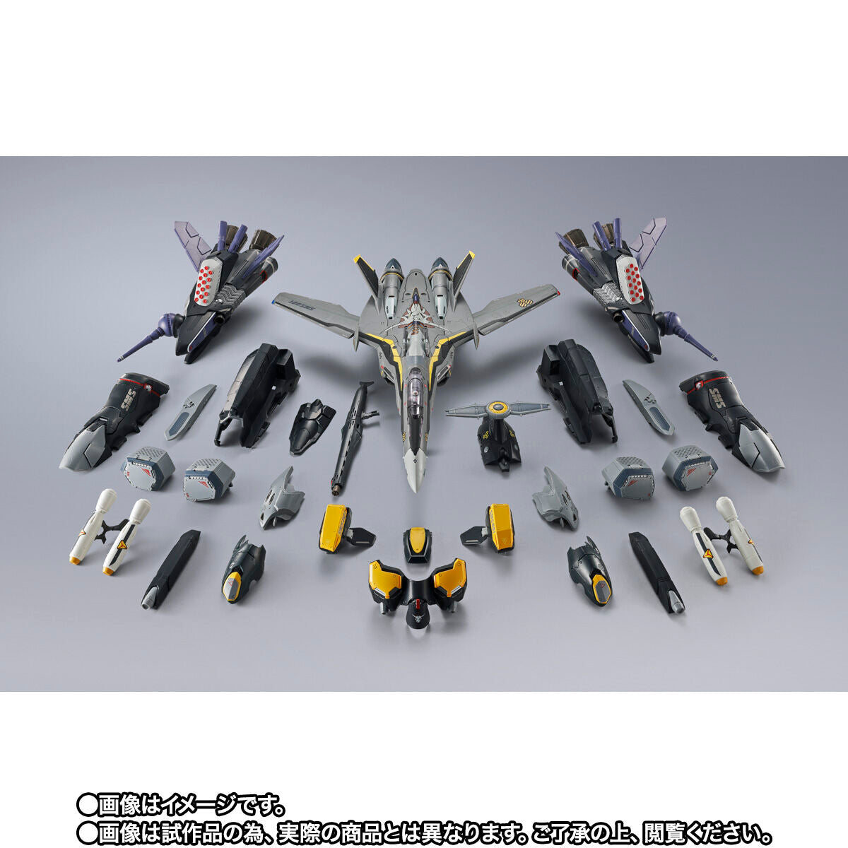 DX Chogokin Revival Version VF-25S Armored Messiah Valkyrie Piloted by Ozma Lee