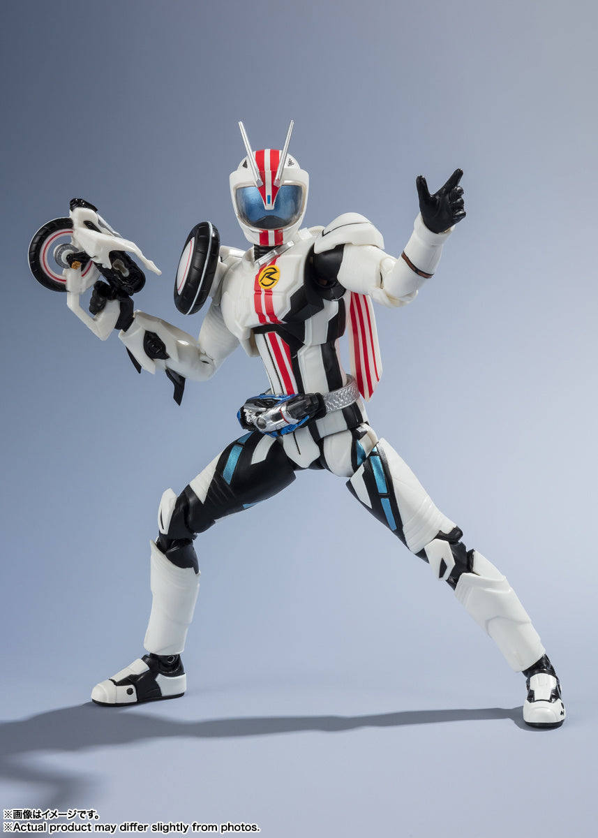 SH Figuarts Heisei Generations Edition - Poseable Kamen Rider Mach with Weapons