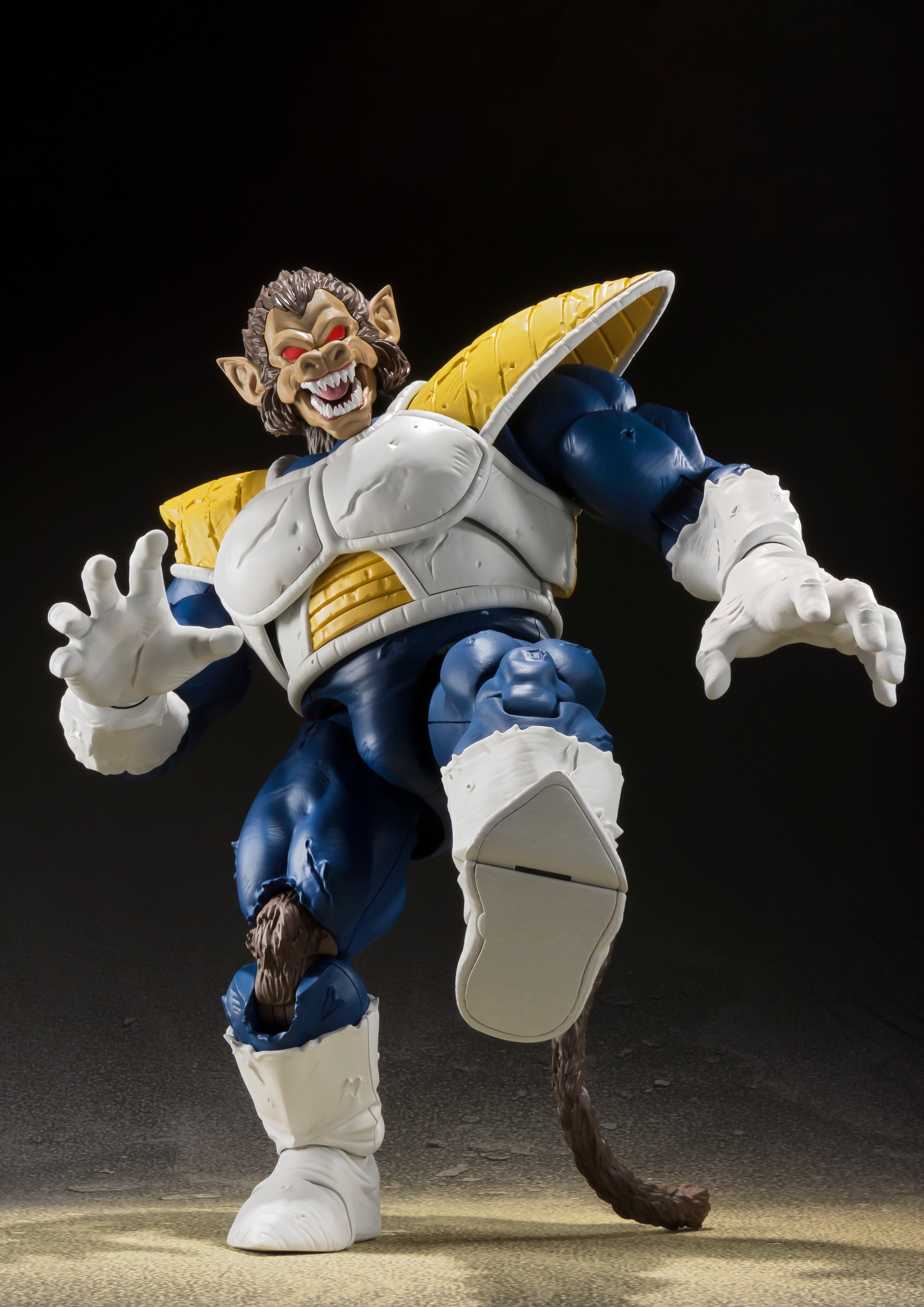 S.H. Figuarts Poseable Great Ape Vegeta Figure