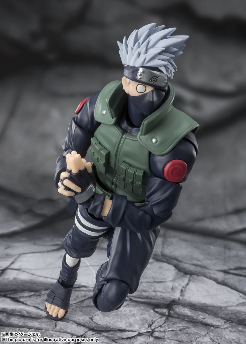 SH Figuarts Collectible Action Figure of Kakashi Hatake from Naruto Shippuden Anime Series