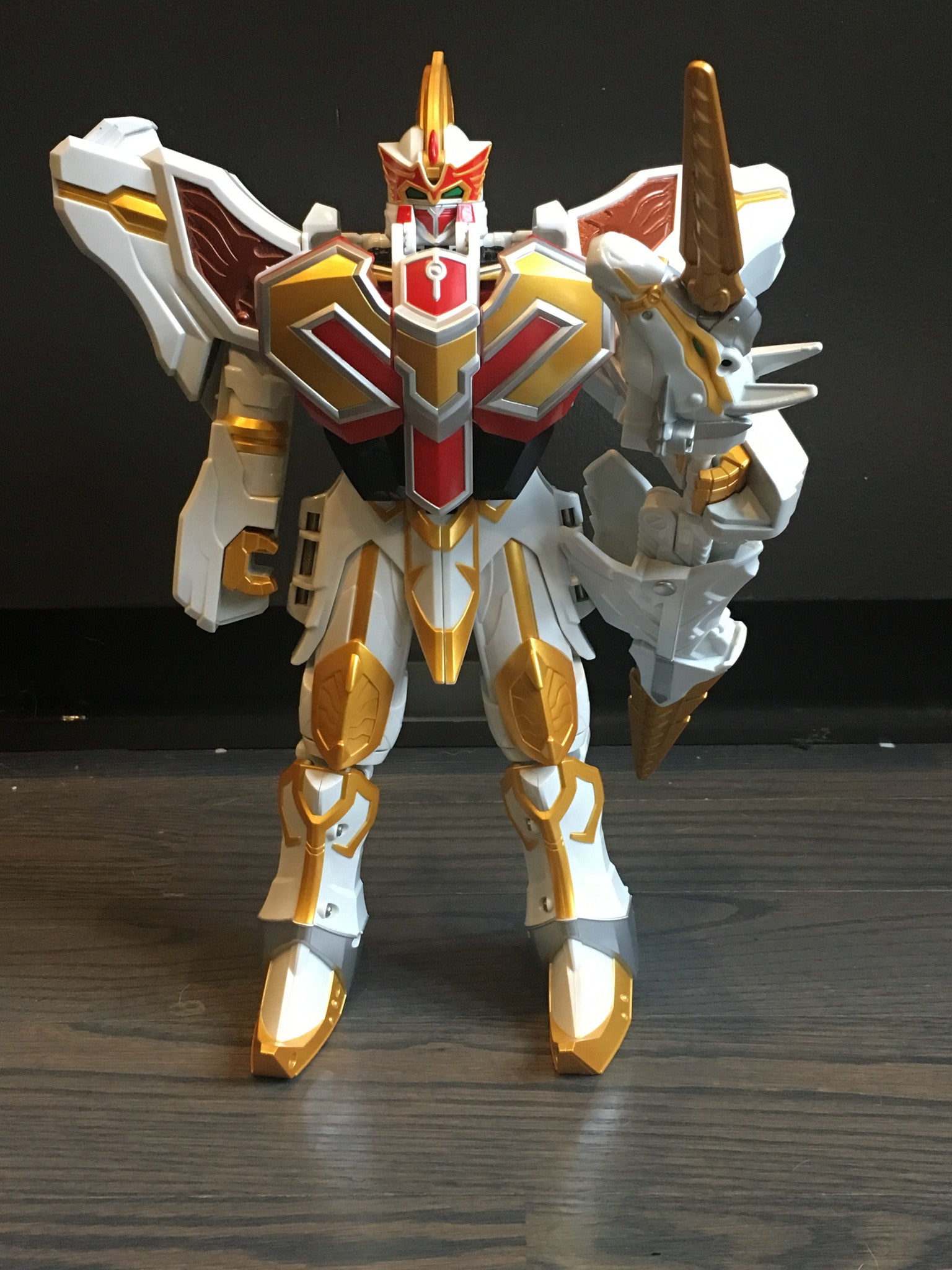 DX Saint Kaiser - A Premium Product with Great Features