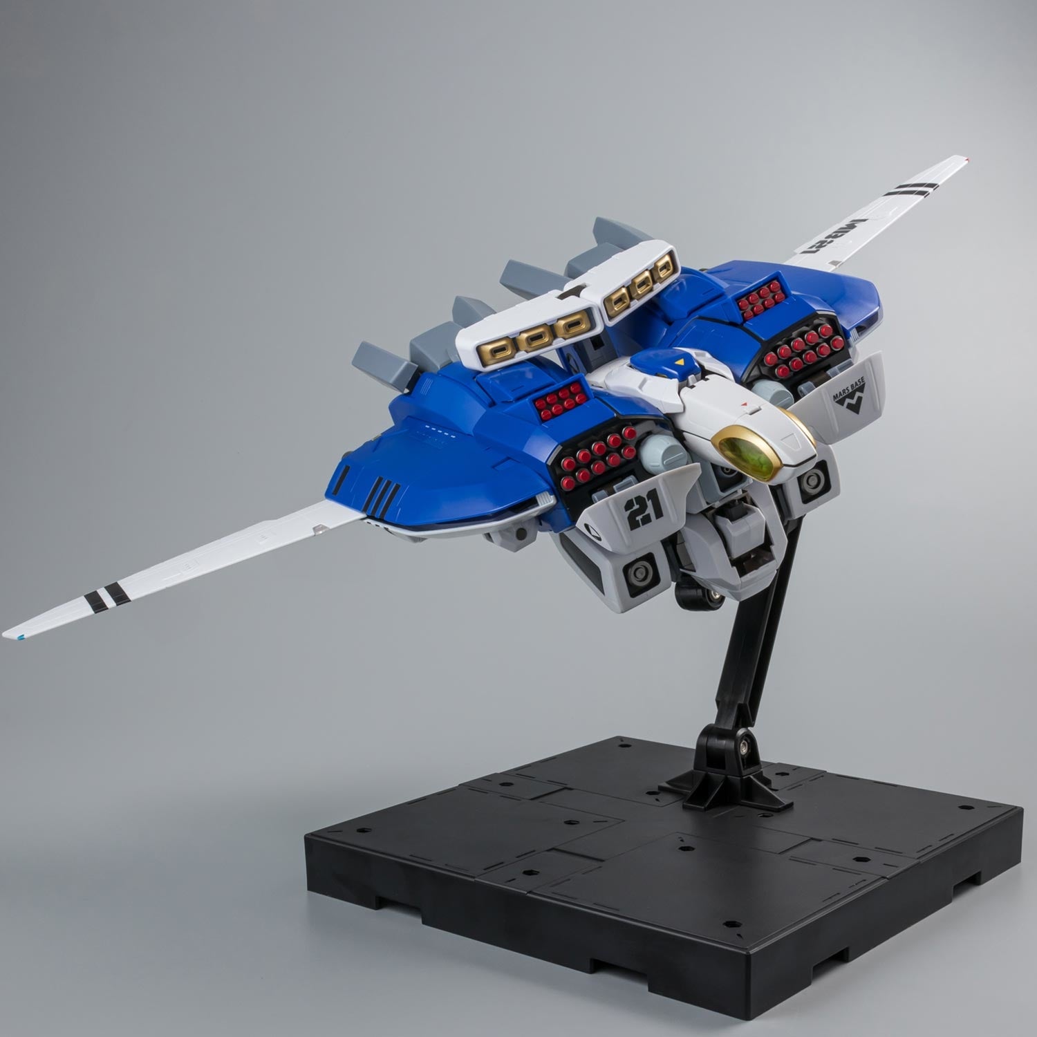 [PREORDER] Durable Riobot AB - 01H Tread from Robotech Mecha Genesis Mospeada