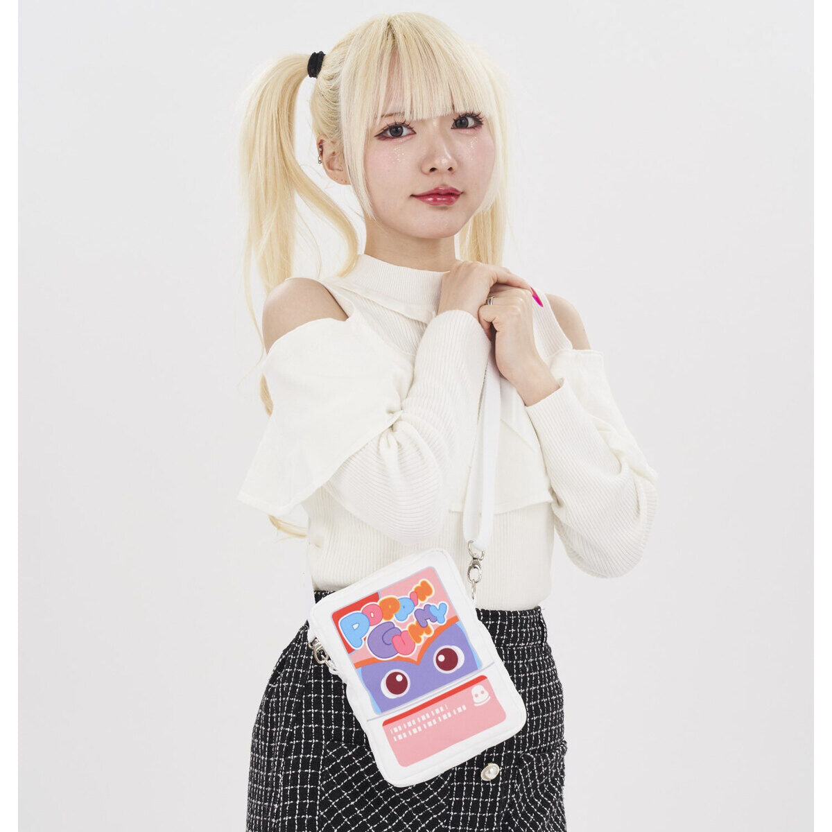 Kamen Rider Gavv Stylish 7-Inch Fabric Gochizo Pouchette with Adjustable Strap