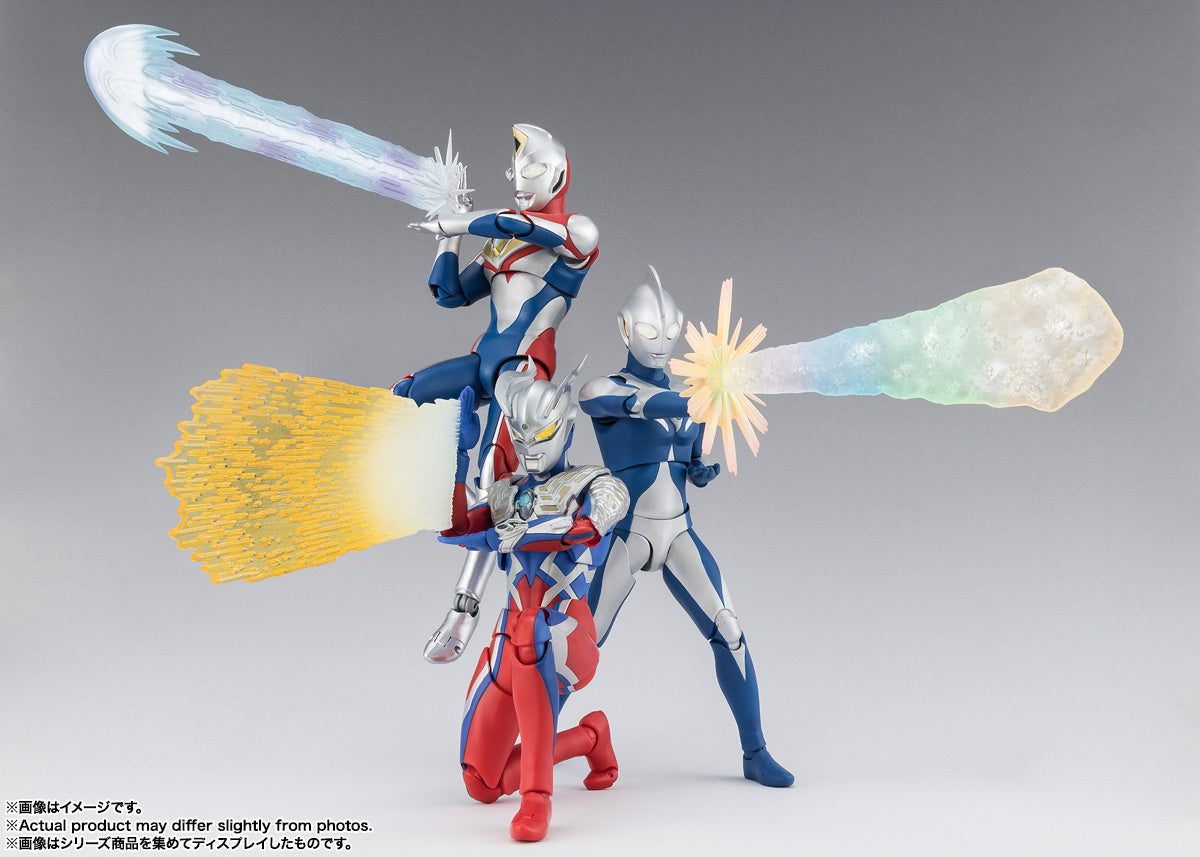 Pre - order SH Figuarts Ultraman Cosmos in Stunning Luna Mode Figure
