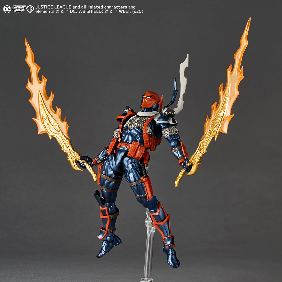 Revoltech Amazing Yamaguchi Upgraded Version 1.5 Deathstroke Action Figure