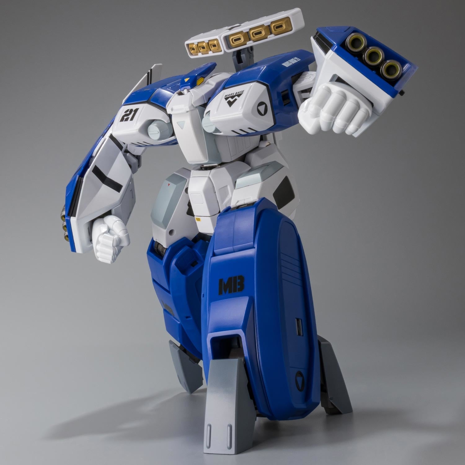 [PREORDER] Durable Riobot AB - 01H Tread from Robotech Mecha Genesis Mospeada