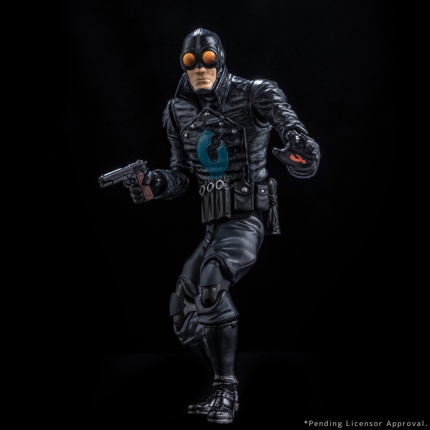 1/12 Scale Collectible Action Figure of Hellboy's Lobster Johnson, a Legendary Superhero from Mike Mignola's Work