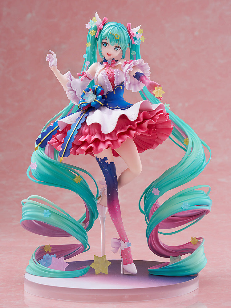 Preorder Hatsune Miku: Rosuuri Ver. 1/7 Scale Figure from Creators Collection