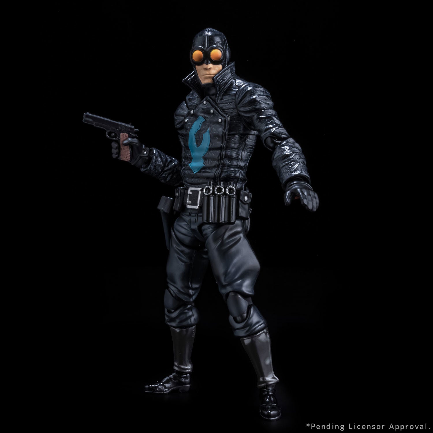 1/12 Scale Collectible Action Figure of Hellboy's Lobster Johnson, a Legendary Superhero from Mike Mignola's Work