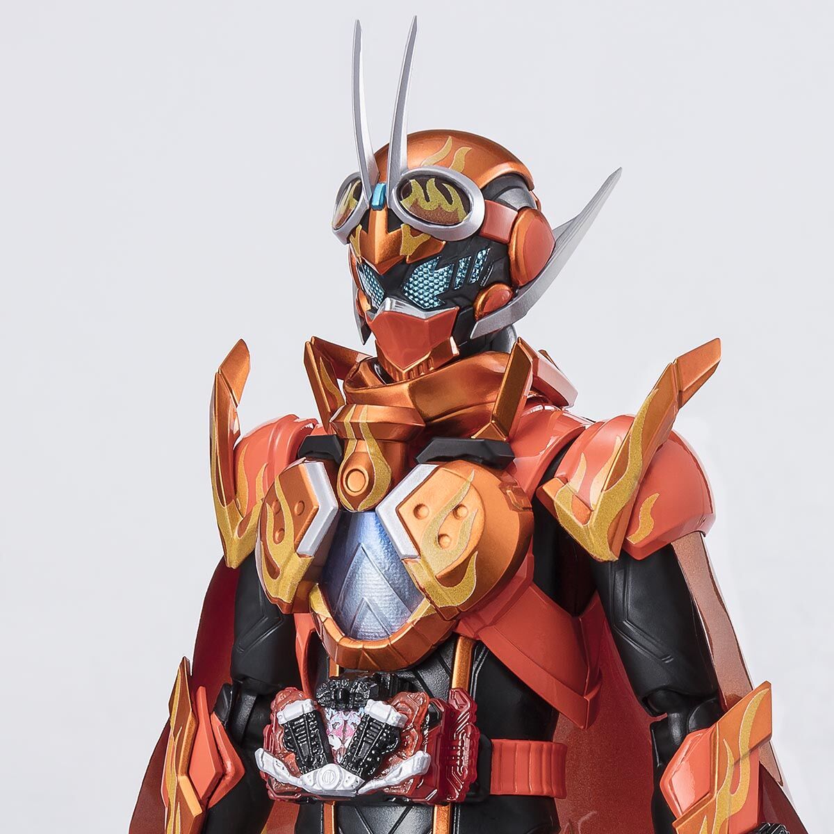[PREORDER] SH Figuarts High - Quality Kamen Rider Fire Gotchard Daybreak Toy