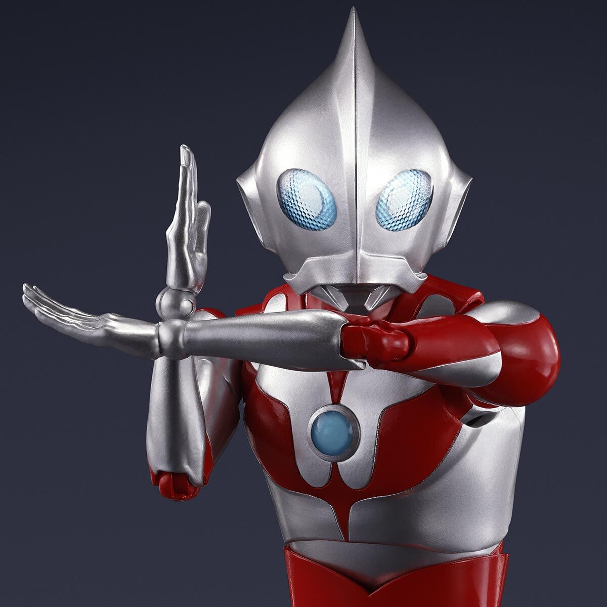 Pre - Order SH Figuarts Action Figure of Ultradad from Ultraman Rising