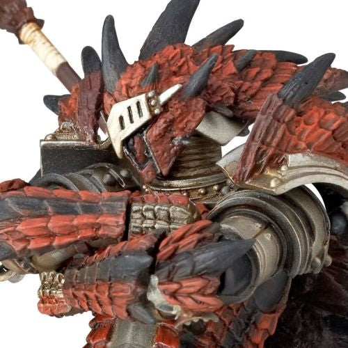 Revoltech Monster Hunter Male Swordsman with Impressive Flame Sword Rathalos