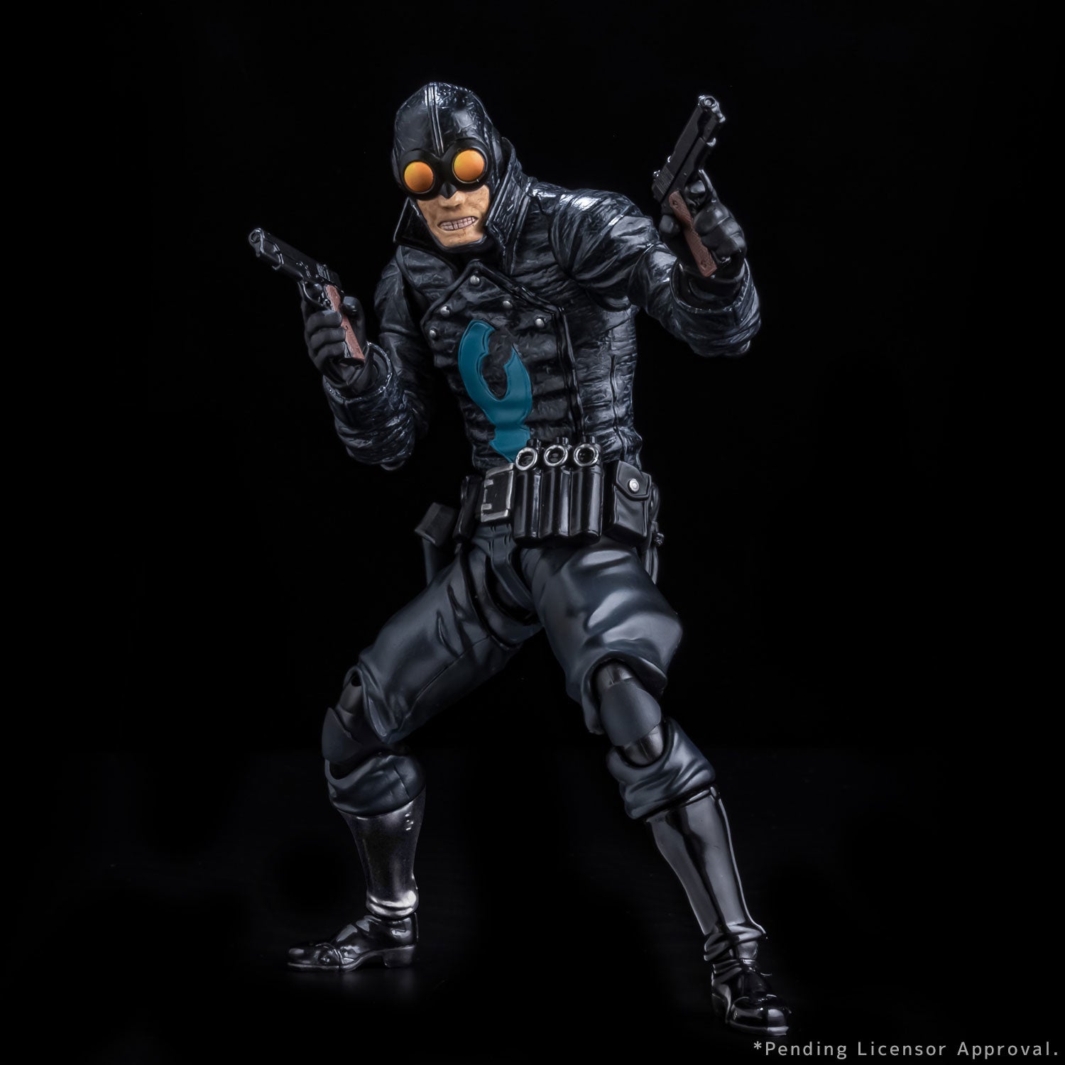 1/12 Scale Collectible Action Figure of Hellboy's Lobster Johnson, a Legendary Superhero from Mike Mignola's Work