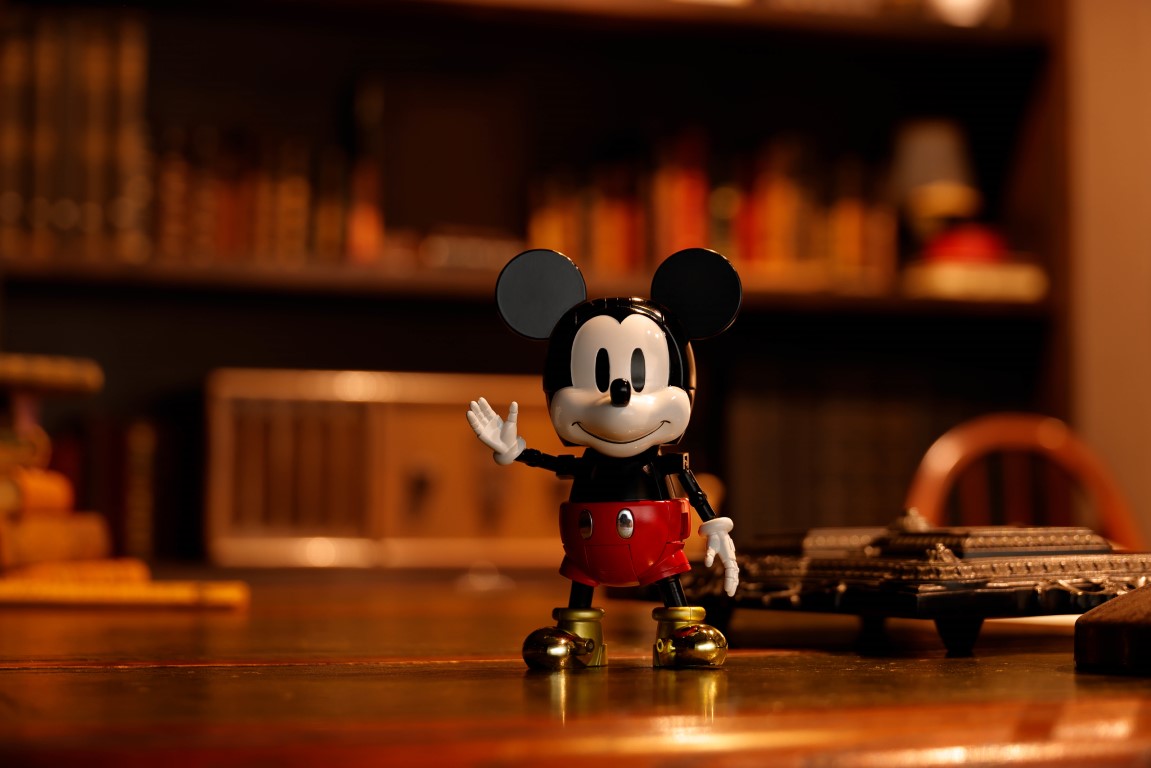 Bandai Chogokin Super Transformable Mickey Mouse Figure Designed by Renowned Mechanical Designer Kunio Okawara