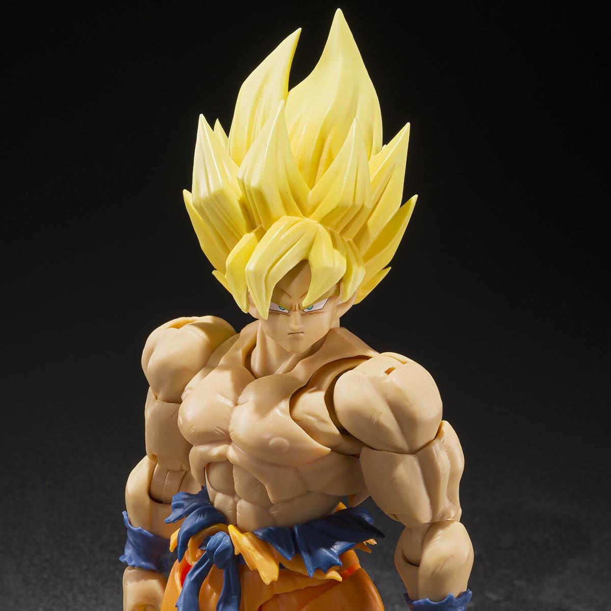 Pre - Order: SH Figuarts Collectible Figure of Super Saiyan Son Goku - The Legendary Super Saiyan Version (Best Selection)