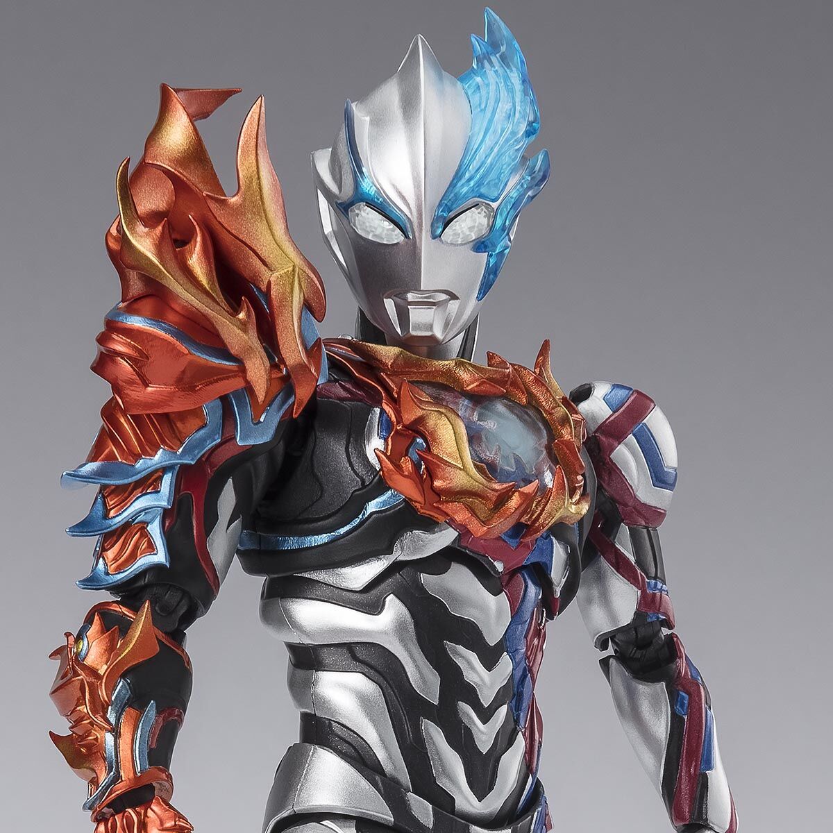 SH Figuarts Collectible Action Figure of Ultraman Blazar with Fadoran Armor