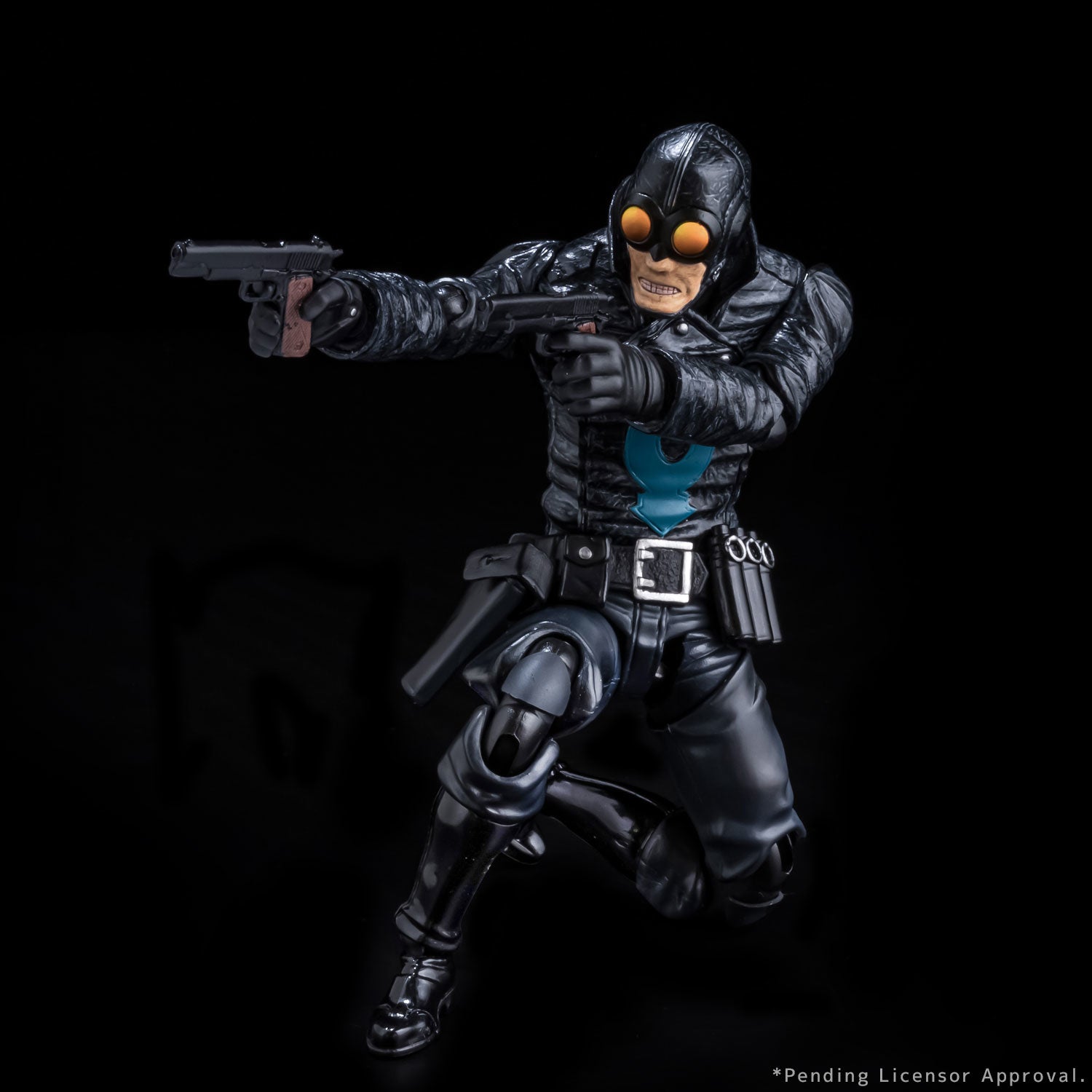 1/12 Scale Collectible Action Figure of Hellboy's Lobster Johnson, a Legendary Superhero from Mike Mignola's Work