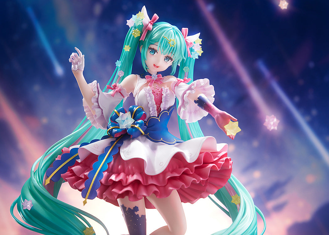 Preorder Hatsune Miku: Rosuuri Ver. 1/7 Scale Figure from Creators Collection