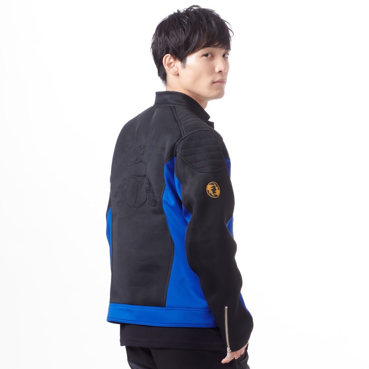 Hurricaneger KuwagaRaiger Lightweight and Stretchy Polyester Jacket